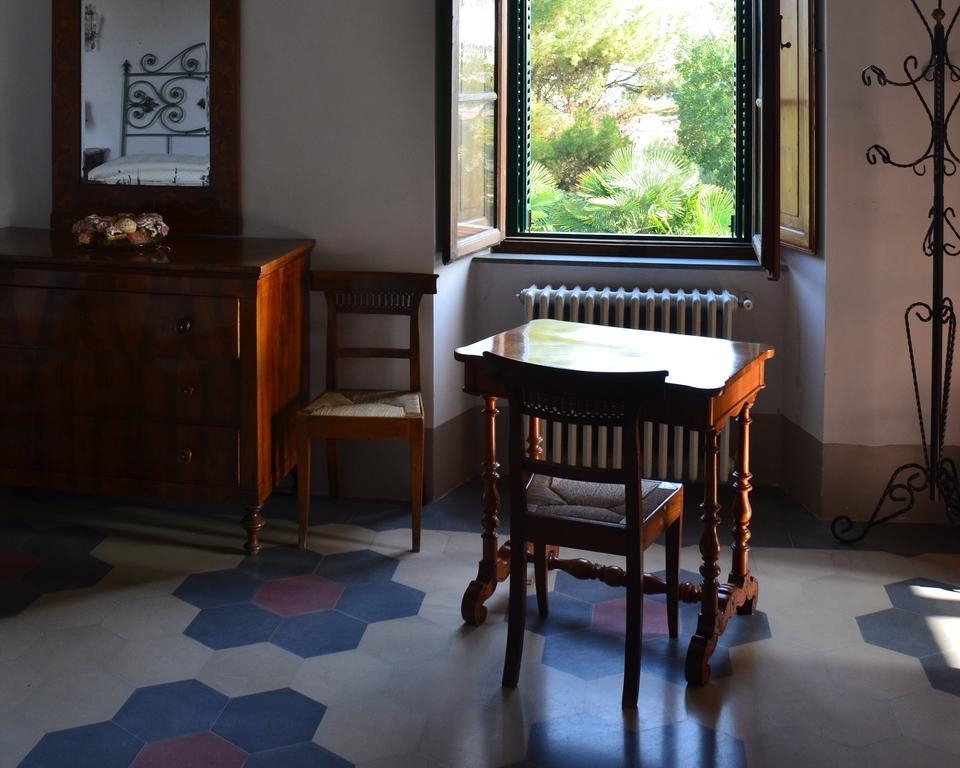 Villa Montanari Rosati Porto San Giorgio Buitenkant foto