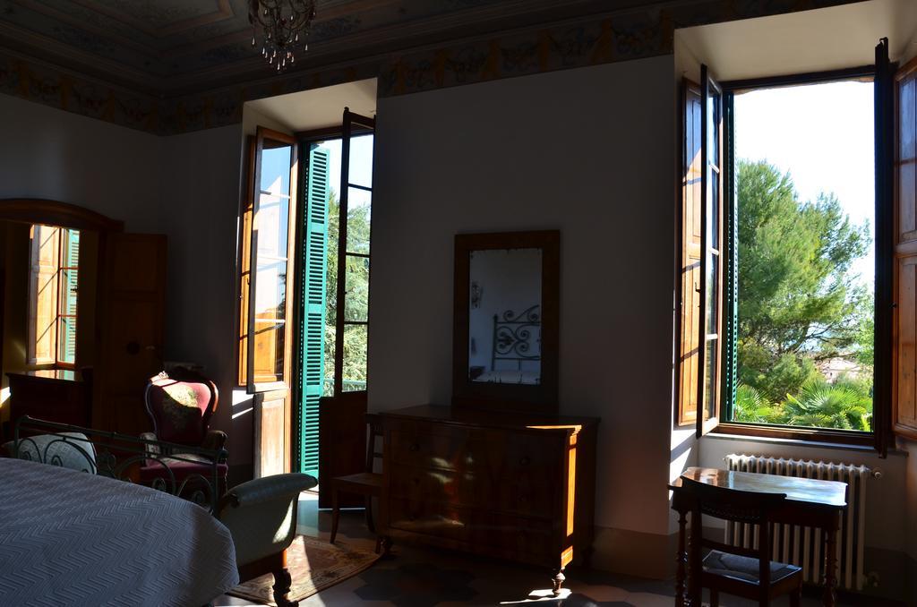 Villa Montanari Rosati Porto San Giorgio Buitenkant foto